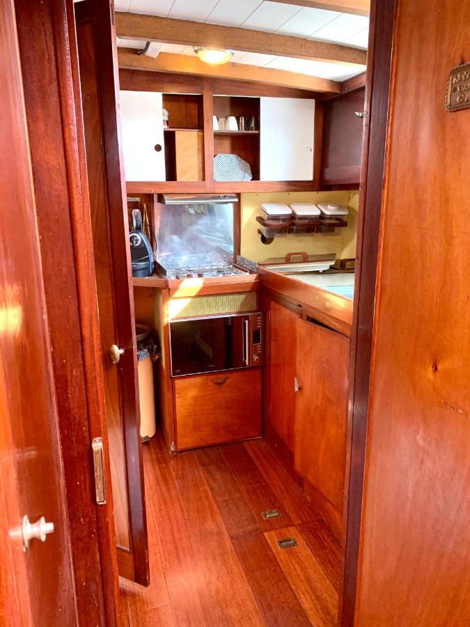 Port Deauville Yacht vintage Extérieur photo