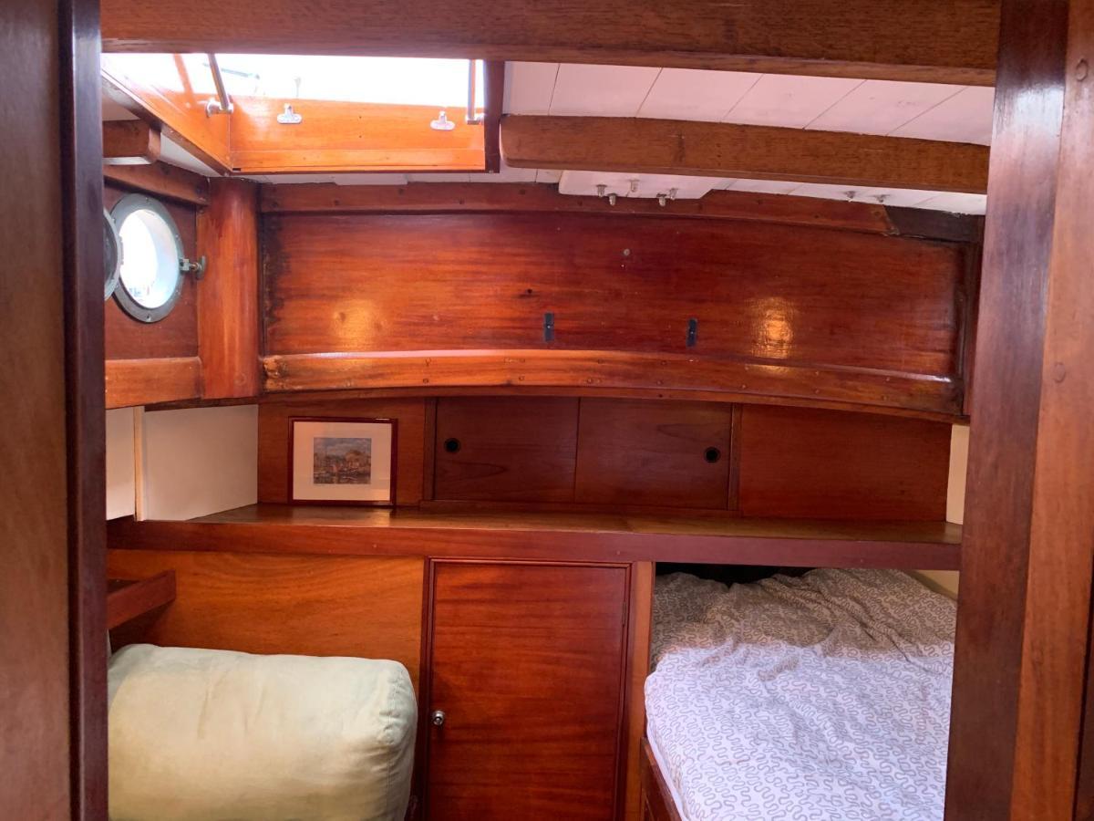 Port Deauville Yacht vintage Extérieur photo